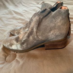 Women’s Lucky Brand Booties.